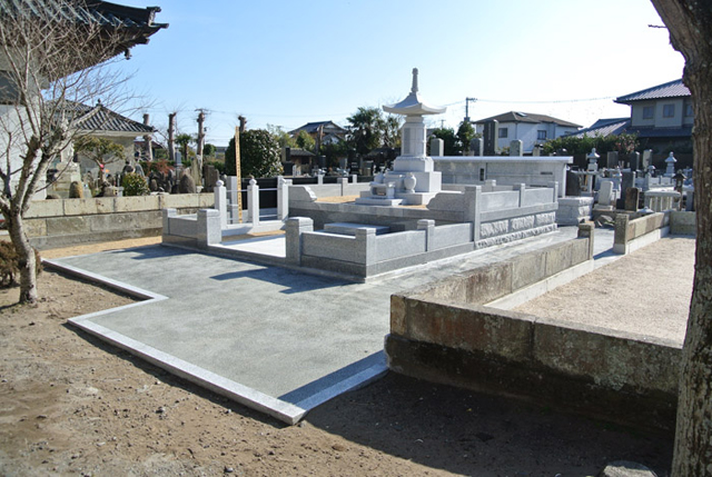 稲田石 | 五輪塔・墓石・供養塔の坂口石材工芸 稲田石 | 五輪塔・墓石・供養塔の坂口石材工芸